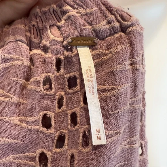 FREE PEOPLE “THAT GIRL” EYELET CROPPED TOP - Picture 9 of 10